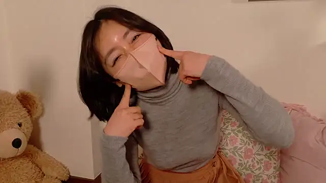 Snapshot of Mochi-Momo chatting on March 1, 2:19 pm Mochi-Momo online show from March 1, 2:19 pm