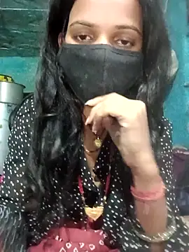 Desi Couple P online show from April 18, 9:24 am