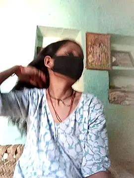 Desi Couple P online show from April 22, 4:15 am