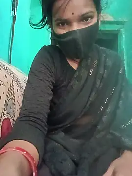 Snapshot of Desi_Couple_P chatting on May 21, 12:50 am Desi Couple P online show from May 21, 12:50 am