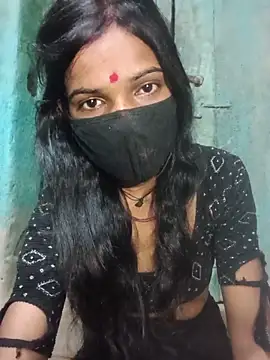 Snapshot of Desi_Couple_P chatting on May 26, 12:06 am Desi Couple P online show from May 26, 12:06 am