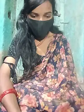 Snapshot of Desi_Couple_P chatting on May 27, 12:51 am Desi Couple P online show from May 27, 12:51 am