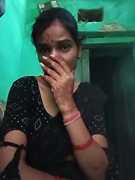 Snapshot of Desi_Couple_P chatting on May 30, 12:19 am Desi Couple P online show from May 30, 12:19 am