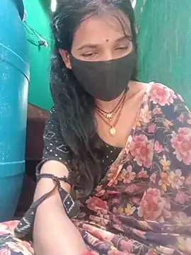 Snapshot of Desi_Couple_P chatting on June 16, 1:30 am Desi Couple P online show from June 16, 1:30 am