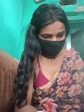 Snapshot of Desi_Couple_P chatting on June 27, 1:54 am Desi Couple P online show from June 27, 1:54 am