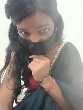 Snapshot of Desi_Couple_P chatting on July 13, 2:03 am Desi Couple P online show from July 13, 2:03 am