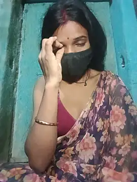 Snapshot of Desi_Couple_P chatting on July 25, 12:09 am Desi Couple P online show from July 25, 12:09 am