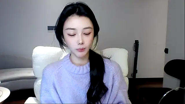 MedeLineayr online show from March 7, 7:44 pm