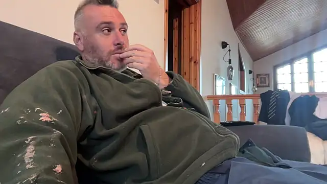 Snapshot of marcovik1 chatting on March 2, 12:23 pm marcovik1 online show from March 2, 12:23 pm