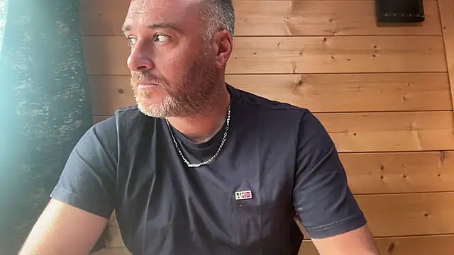 marcovik1 online show from April 20, 8:39 am