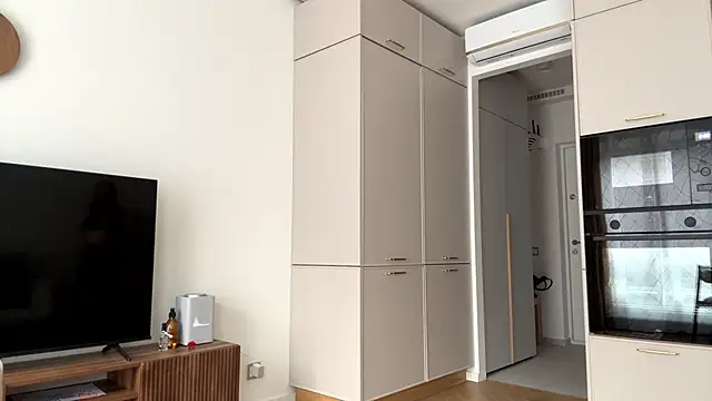 Snapshot of NyxaraBloom chatting on March 1, 10:28 am NyxaraBloom online show from March 1, 10:28 am