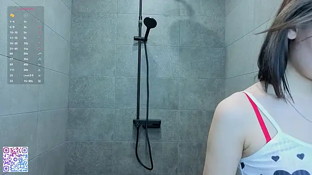 BeatrisRosel online show from April 10, 6:45 pm