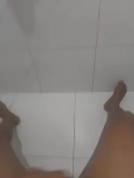 Snapshot of Aislan19 chatting on February 16, 9:11 pm Aislan19 online show from February 16, 9:11 pm