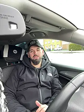 Snapshot of xxxsharkexxx chatting on February 17, 1:07 pm xxxsharkexxx online show from February 17, 1:07 pm