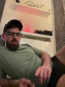 xxxsharkexxx online show from March 8, 8:23 pm