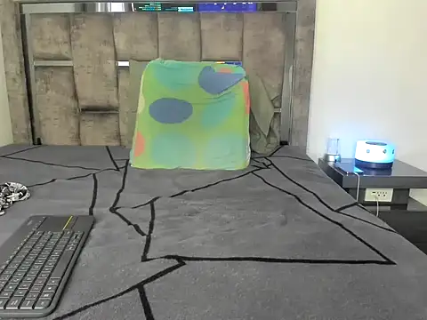 Master Ruthless77 online show from February 26, 1:54 pm