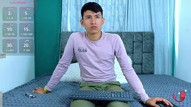 NicolasTorrez online show from February 17, 3:40 pm