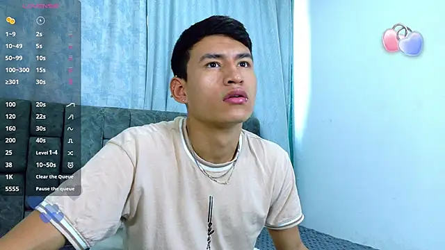 NicolasTorrez online show from February 28, 7:59 pm