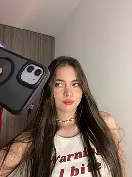 Snapshot of alyabelova chatting on July 9, 2:48 am alyabelova online show from July 9, 2:48 am