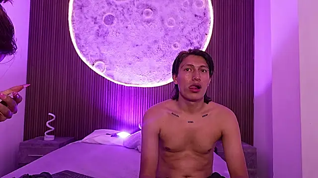 Snapshot of MarcoAndAllice chatting on February 25, 11:14 pm MarcoAndAllice online show from February 25, 11:14 pm