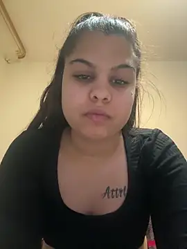 Snapshot of Vivike234 chatting on February 26, 5:12 pm Vivike234 online show from February 26, 5:12 pm