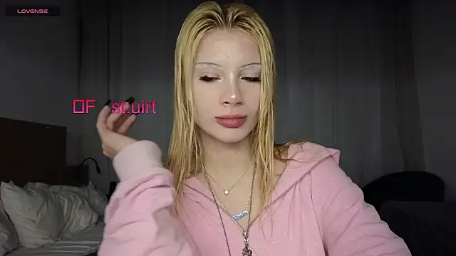 Snapshot of qualitybab chatting on March 2, 12:24 am qualitybab online show from March 2, 12:24 am