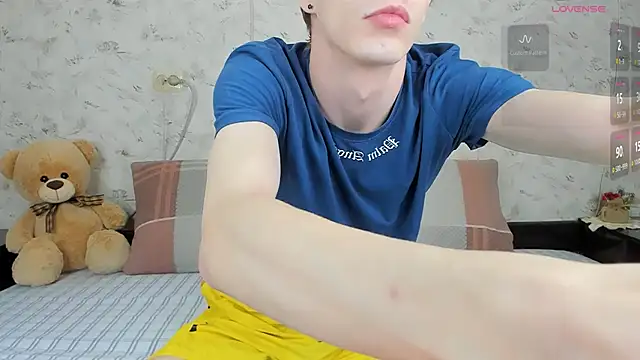 Erick Wilson online show from February 8, 4:38 am