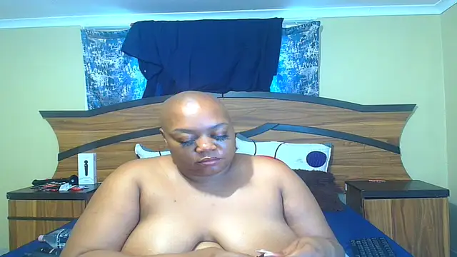 Queenxxxjesy online show from April 4, 11:29 am