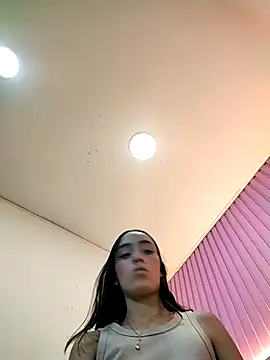 LolaWhite online show from March 18, 7:33 am