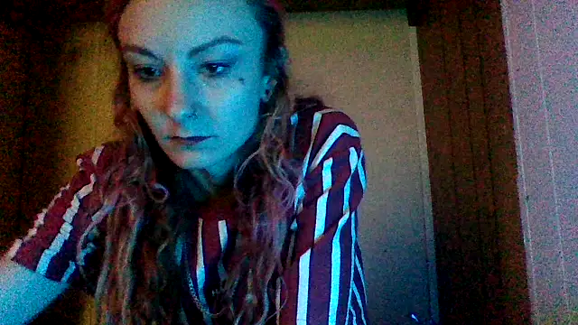 Snapshot of issyamazin chatting on April 6, 5:58 pm issyamazin online show from April 6, 5:58 pm