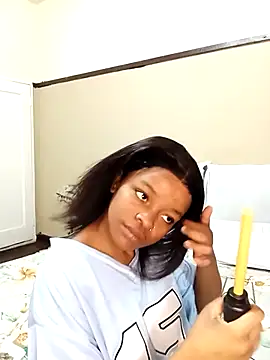 KinkyPxx online show from February 14, 4:37 pm