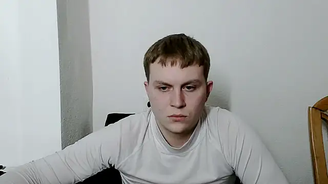 Snapshot of MrHeat_ chatting on February 17, 9:21 pm MrHeat online show from February 17, 9:21 pm