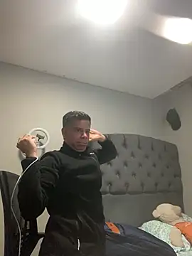 WILD BIGCOCK35 online show from February 24, 11:36 pm