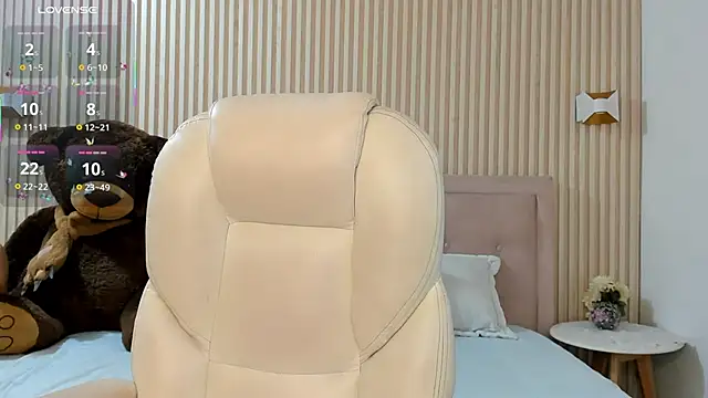 Snapshot of Aitana_zaid chatting on February 19, 12:01 pm Aitana zaid online show from February 19, 12:01 pm