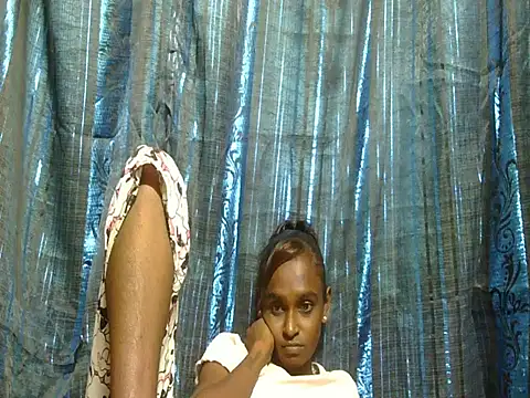 Snapshot of SassyXindian chatting on February 22, 7:29 am SassyXindian online show from February 22, 7:29 am