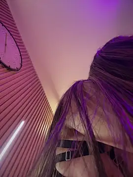 mia-rodrigues online show from February 26, 3:49 am