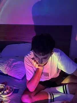 Snapshot of fabianmyst chatting on February 16, 5:53 pm fabianmyst online show from February 16, 5:53 pm