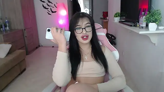 ShayL1sse online show from February 22, 11:20 am