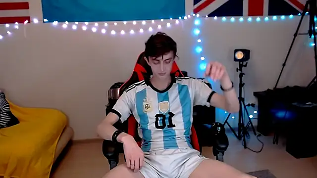 John Meow online show from March 5, 7:43 pm