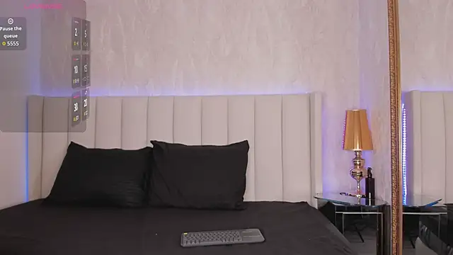 Snapshot of angelina_honey_ chatting on February 26, 3:49 am angelina honey online show from February 26, 3:49 am