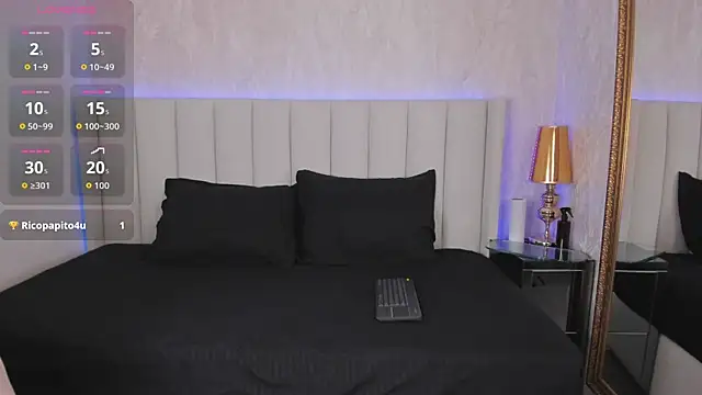 Snapshot of angelina_honey_ chatting on February 27, 3:50 am angelina honey online show from February 27, 3:50 am