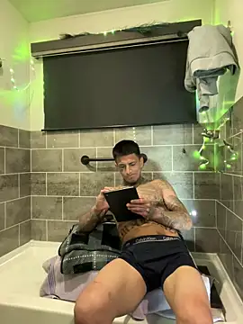 freaknine69 online show from February 22, 10:41 pm