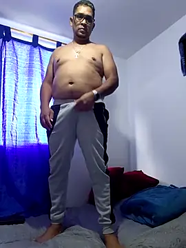 Snapshot of gordogruesa chatting on February 18, 8:49 pm gordogruesa online show from February 18, 8:49 pm