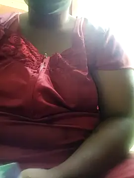 Snapshot of tamilkaviya431 chatting on April 29, 2:04 am tamilkaviya431 online show from April 29, 2:04 am