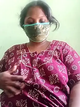 Snapshot of tamilkaviya431 chatting on April 30, 6:42 am tamilkaviya431 online show from April 30, 6:42 am