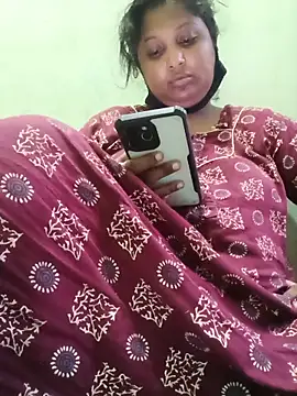 Snapshot of tamilkaviya431 chatting on May 19, 5:25 am tamilkaviya431 online show from May 19, 5:25 am