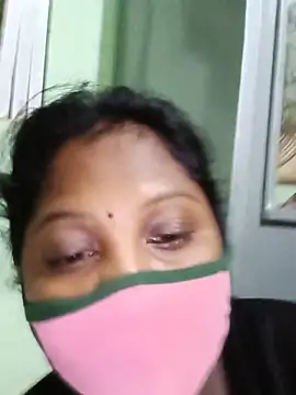 Snapshot of tamilkaviya431 chatting on May 22, 12:07 am tamilkaviya431 online show from May 22, 12:07 am
