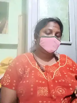 Snapshot of tamilkaviya431 chatting on July 18, 10:02 pm tamilkaviya431 online show from July 18, 10:02 pm