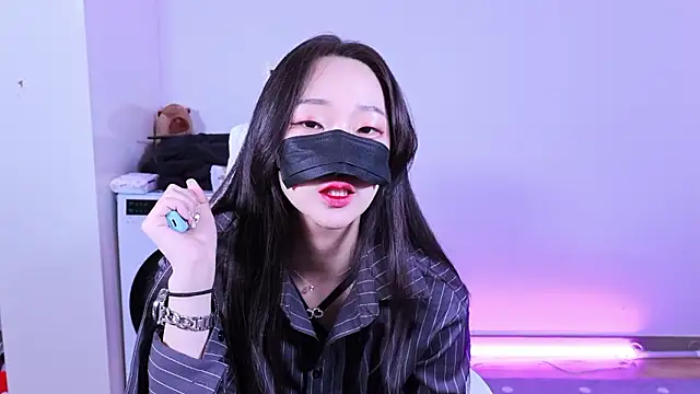 sodami01 online show from April 9, 2:33 pm