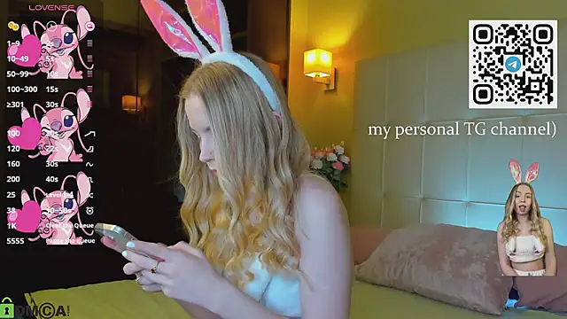 Linda  Bloom online show from March 28, 1:05 am